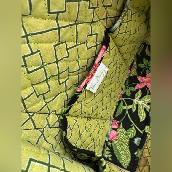 Vera Bradley Black & Pink Floral Laptop Bag - Picture 15 of 15